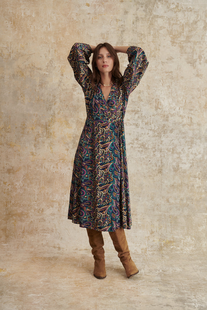 Robe portefeuille imprimée à longueur midi manches longues boutonnées et col V vêtement femme 