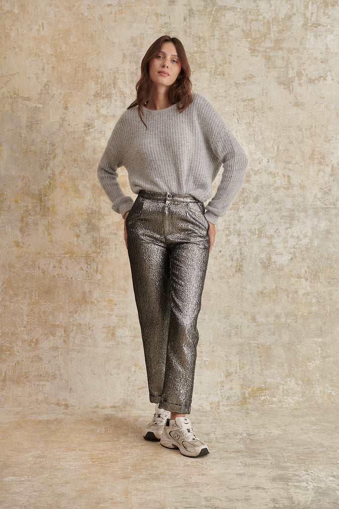 Pantalon taille mi-haute avec jambes droites texturées coloris silver vêtement femme 