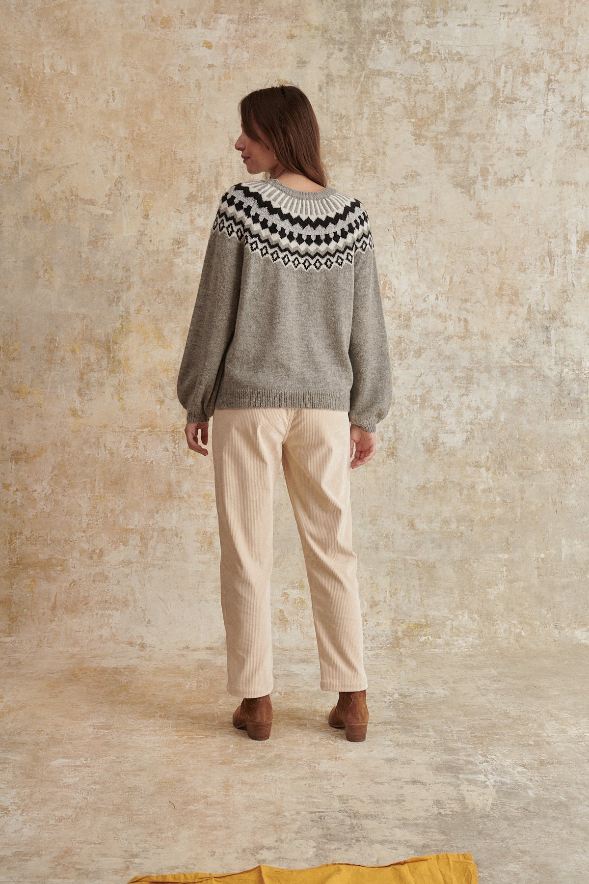 Pull à motifs jacquard norvégien avec col rond et volume en manche sweat femme hiver