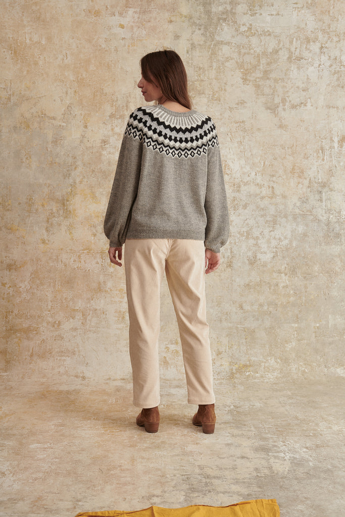 Pull à motifs jacquard norvégien avec col rond et volume en manche sweat femme hiver