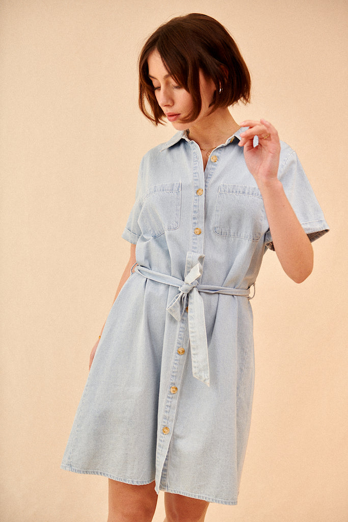 Robe courte bleu effet jean nouée à la taille vêtement femme printemps été garance paris