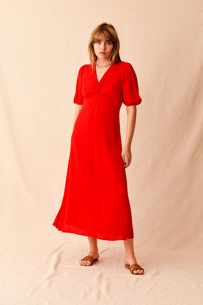 Robe longue manches courtes avec noeud col V rouge garance paris vêtement femme