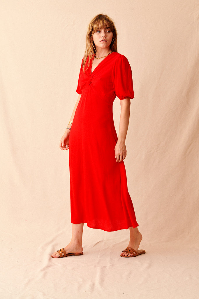 Robe longue manches courtes avec noeud col V rouge garance paris vêtement femme